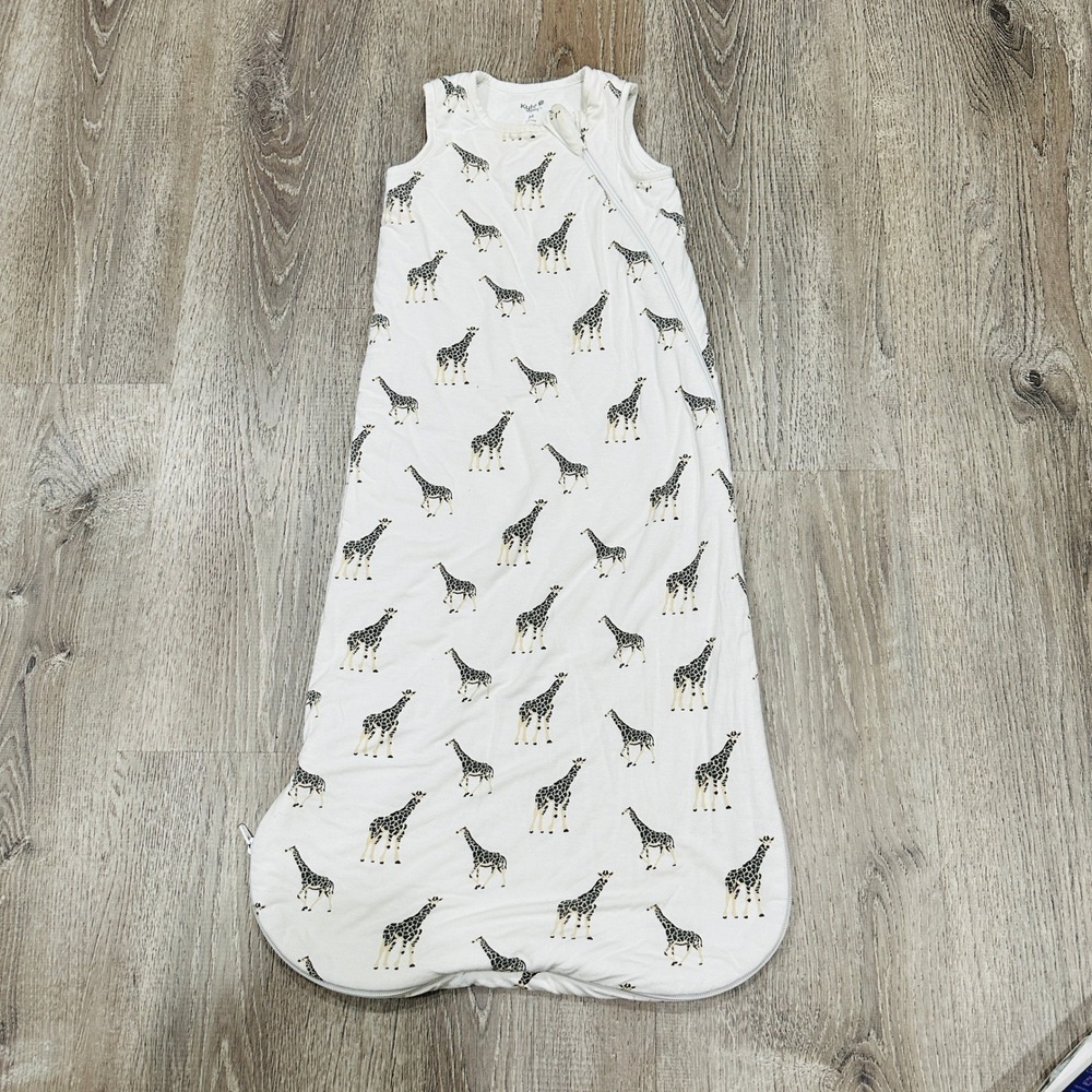 Kyte Baby Giraffe Print Bamboo Sleep Bag 1.0 TOG Medium White Wearable Blanket